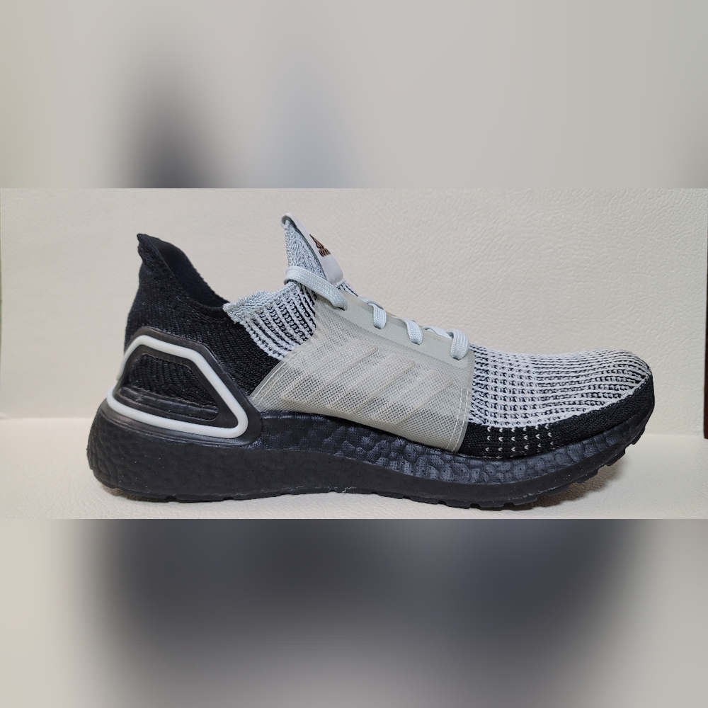 ADIDAS Ultra Boost 19 Rare Black Blue Tint G27491 Women's US 8 Running Shoe